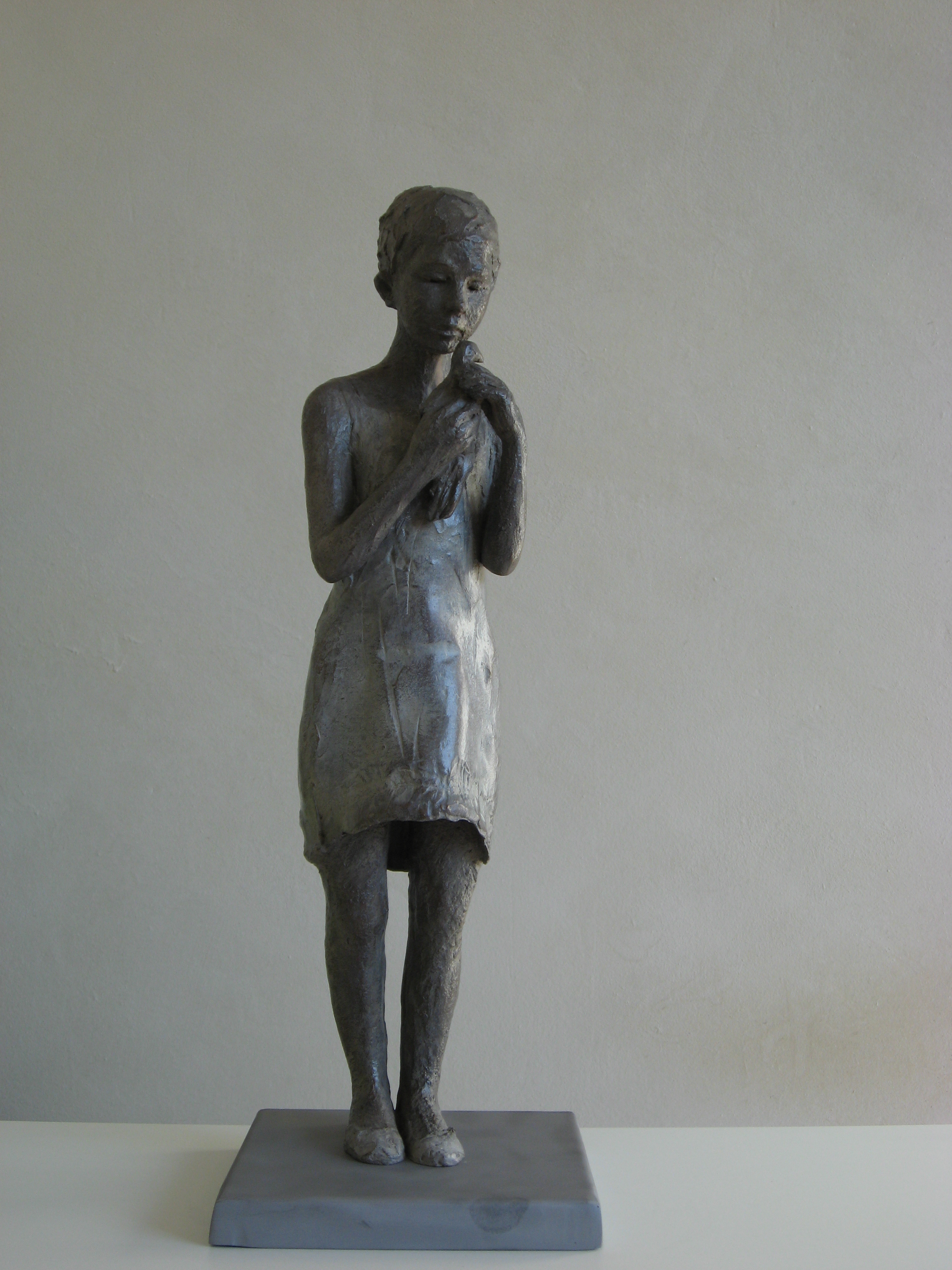 Fillette à la colombe
